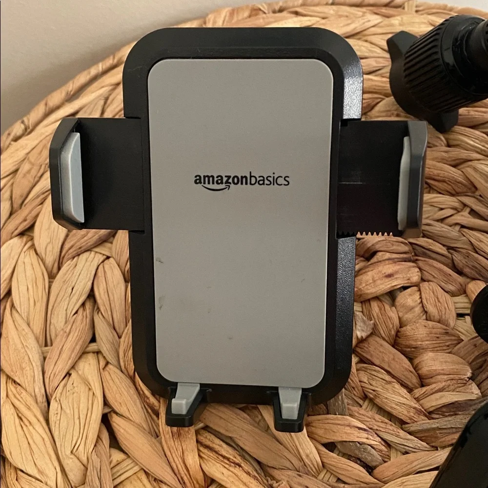 Amazon Basics and various Black Car vent Phone Mounts 3 adjustable like new